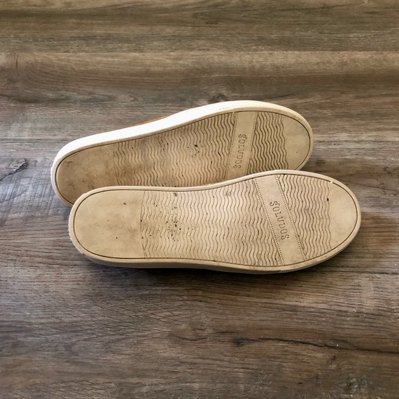 Soludos Gold Velvet Peacock Slip Ons - Picture 6 of 7